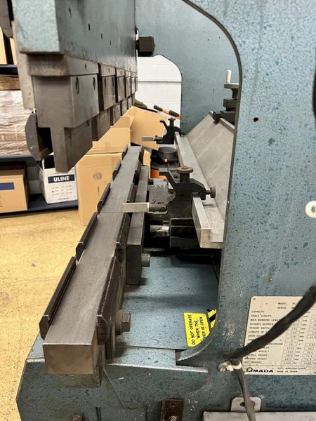 1983 Amada RG25 Hydraulic Press Brake (#5185)