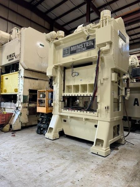 300 ton Minster Model E2-300-72-42 Hevi-Stamper Used Straight Side Mechanical Press For Sale, Year 1997