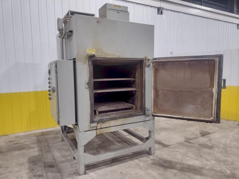 60&quot; X 38&quot; X 38&quot; X 1,000 DEGREE PRECISION QUINCY CORP MODEL #45E-1000M HEATED OVEN: STOCK #20624