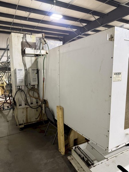 HAAS VF-10 VERTICAL MACHINING CENTER. STOCK # 0325526