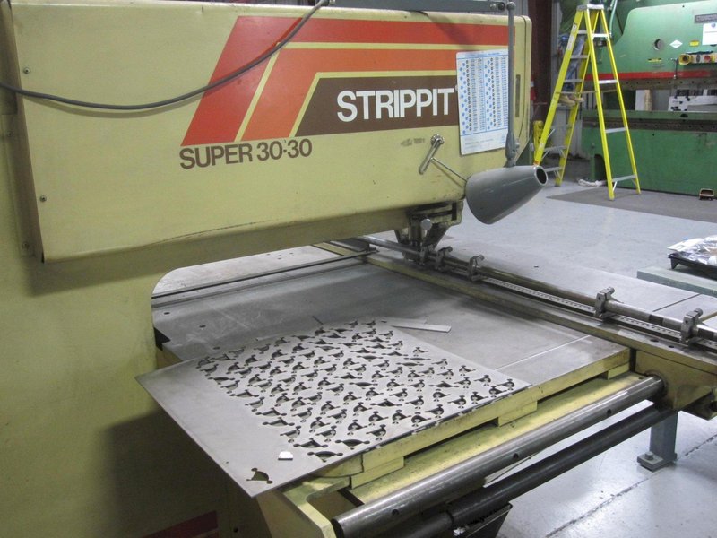 Strippit Super 30/30 Turret Punch Press