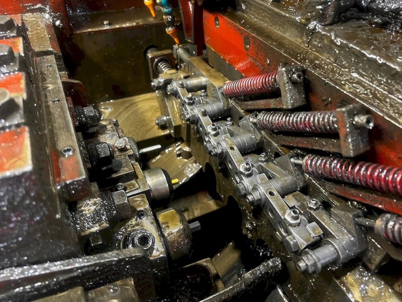 3/8&quot; National FORMAX Model FX33M Medium Stroke 3 Die Progressive Header