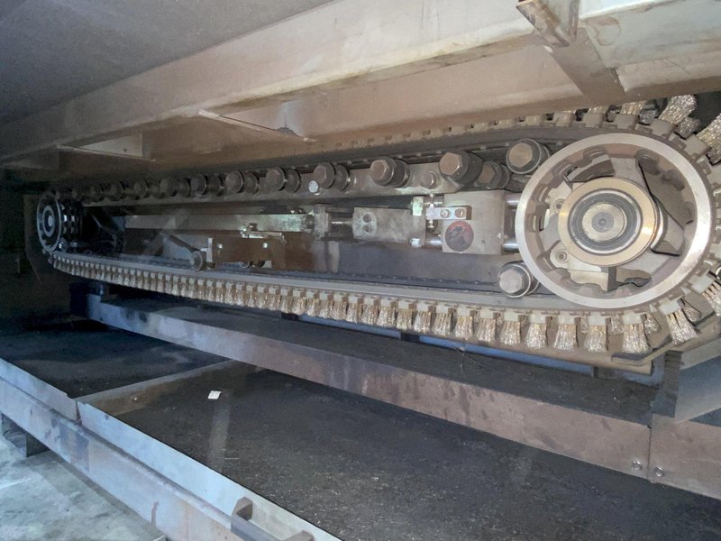 60" WIDE LISSMAC MODEL #SBM-M1500 DESCALER / BELT GRINDER: STOCK #20990