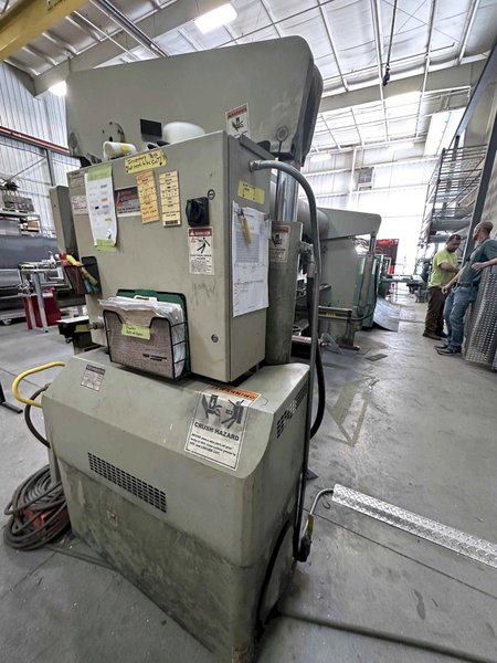 2005 Accurpress 713012 CNC Hydraulic Press Brake (#5376)