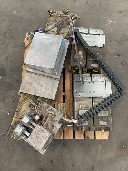 AIRLOX S-50 AR VISE. (QTY 4) STOCK # 0997424