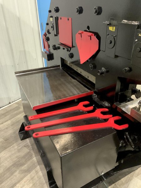 115 TON EDWARDS MODEL JAW V HYDRAULIC IRONWORKER: STOCK #81264