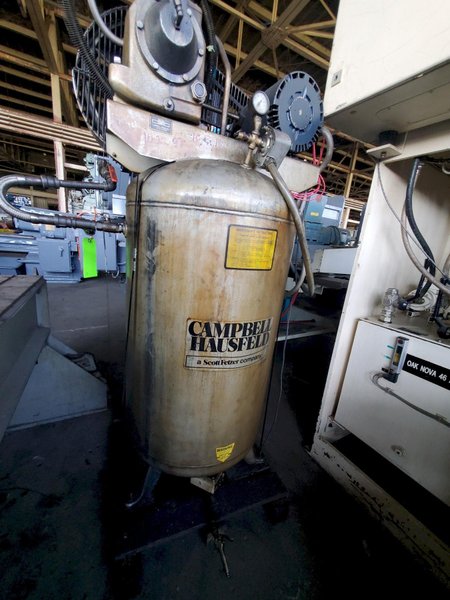 CAMPBELL HAUSFIELD AIR COMPRESSOR. STOCK #0743622.