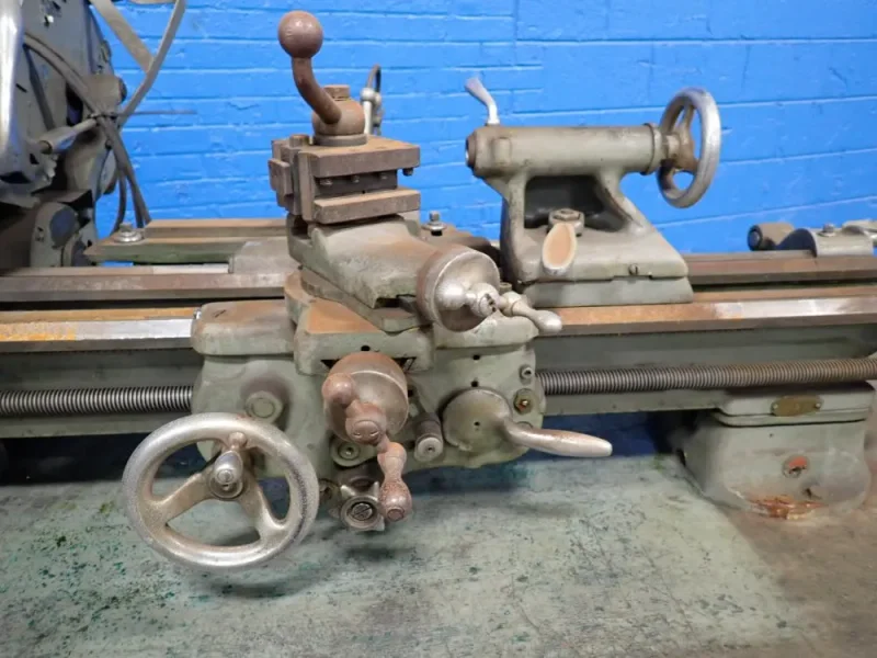 SOUTH BEND 9" X 32" LATHE  -  C1 744 Z 18