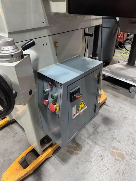 Kent CGS-618M Manual Hand‑Feed Surface Grinder, 2019 – 6″ x 18″ Working Table