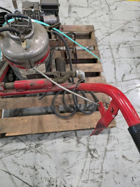 JIFFY 5000 LINE STRIPER USED