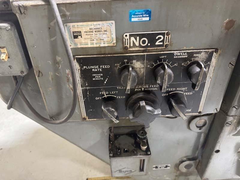 BROWN &amp; SHARPE No 2 UNIVERSAL GRINDER (14515)