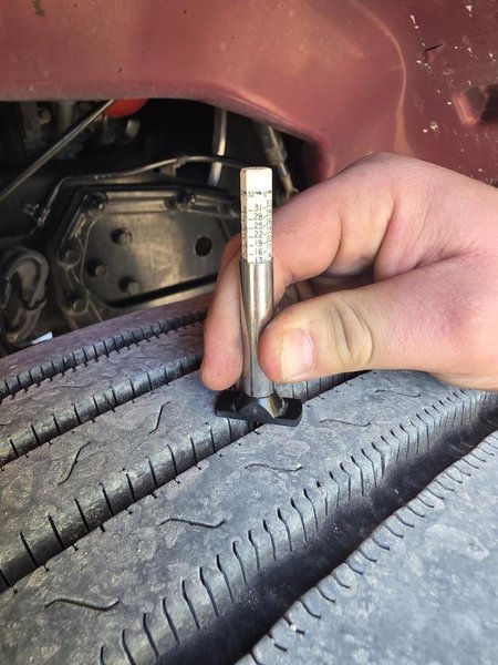 PETERBILT 567 - Trucks