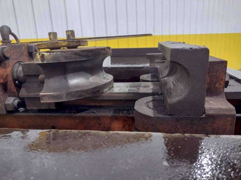 3" HUTH MODEL #2007 HYDRAULIC RAM TYPE TUBE BENDER &amp; END FORMER: STOCK #19709