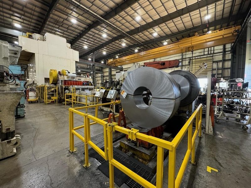 SESCO Coil Feed Line 60,000 Lbs. x 72" Wide