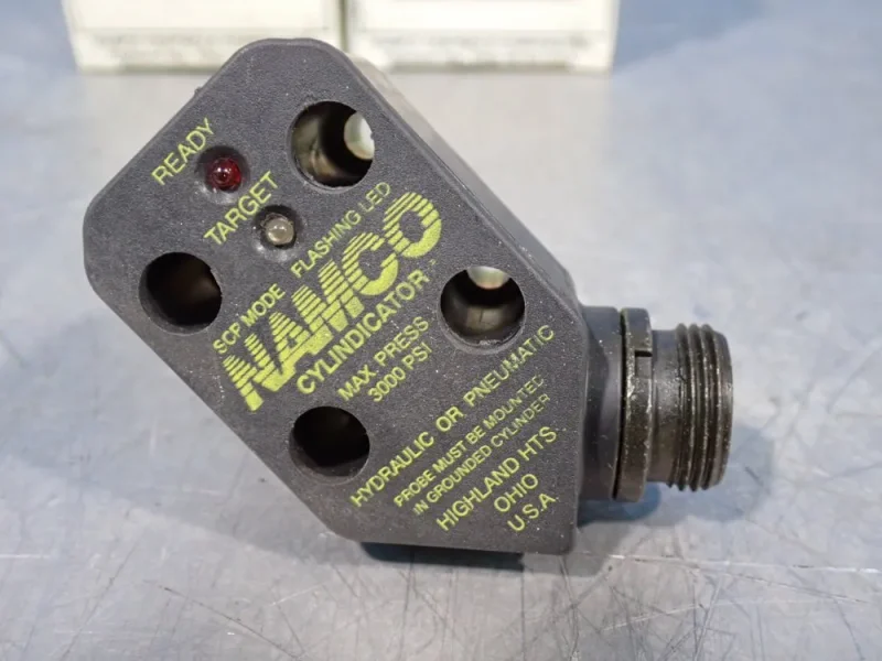 NAMCO CONTROLS 3000 PSI CLINDICATOR PROXIMITY SWITCH  -  EE230-37420