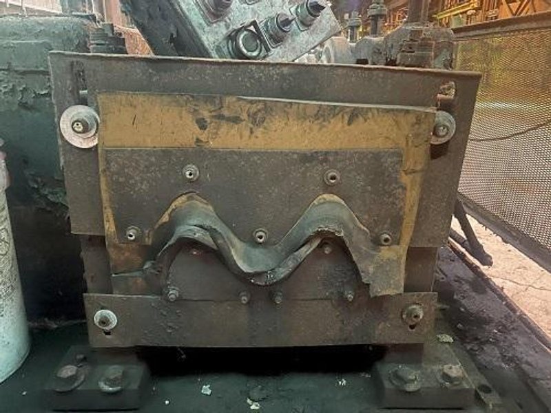 14 STAND X 3.5" X 24" TISHKEN MODEL #14-HXM-3-1/2 HEAVY DUTY ROLLFORMER