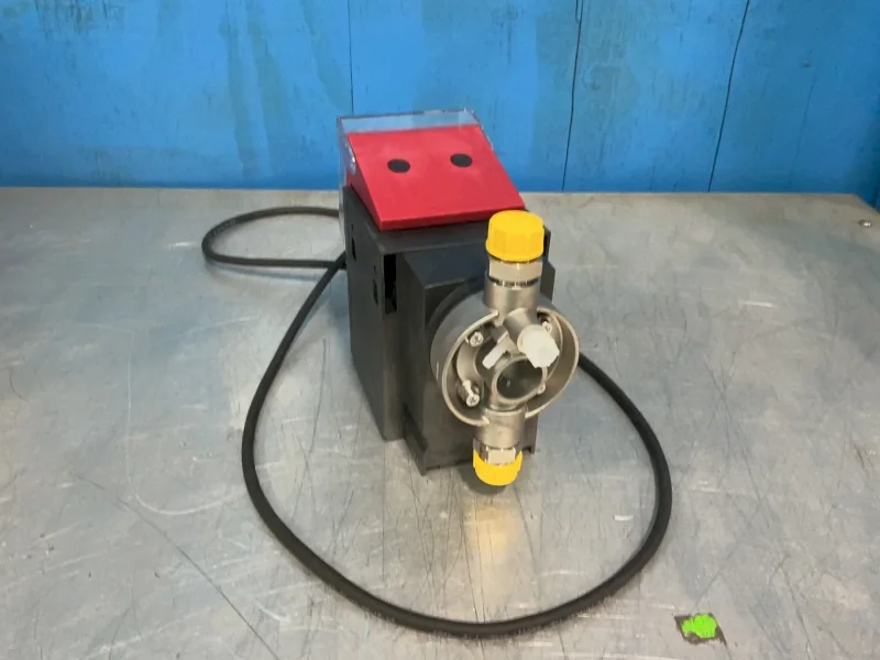 GRUNDFOS 150 PSI SMART DIGITAL DOSING PUMP   -  DDA12-10AR-SS/T/SS-F-31VVBG