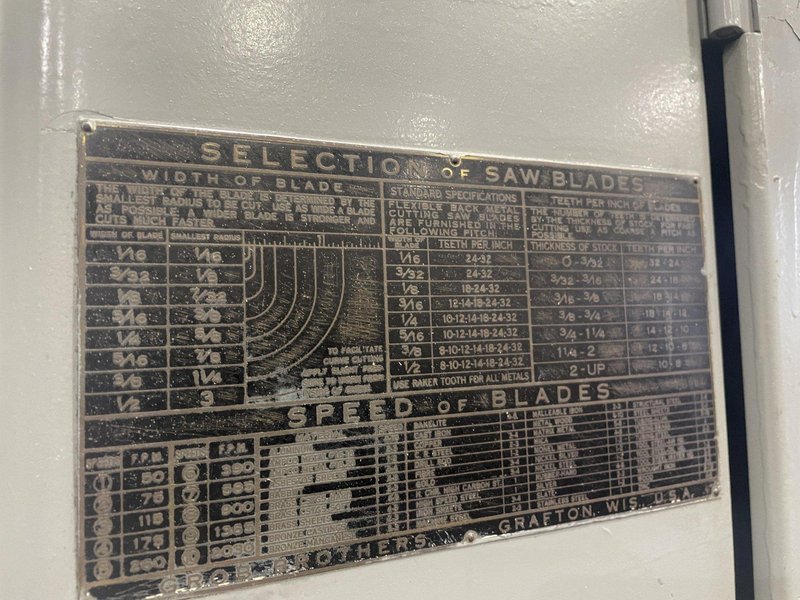 24" GROB MODEL NS24 VERTICAL BANDSAW: STOCK #76861