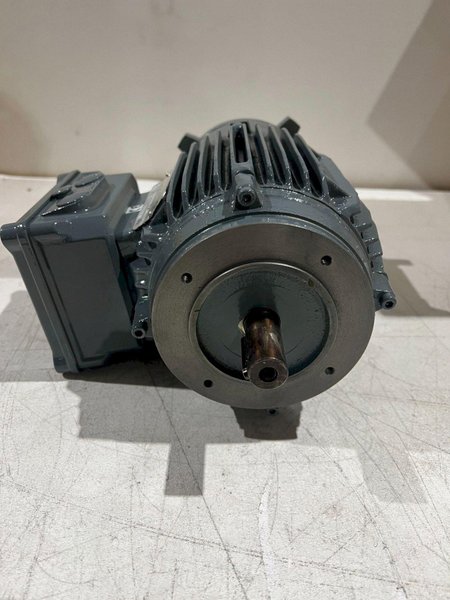 GROSSENBACHER APPARATEBAU AG GKNF 80L-2B-u/S  DC MOTOR 4000 RPM NEW