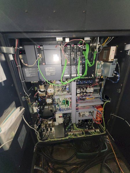 MAZAK VARIAXIS 500-5X II 5-AXIS CNC VERTICAL MACHINING CENTER