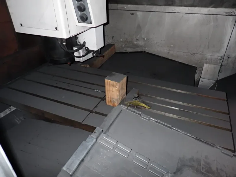 OKUMA CORPORATION 22" X 51" CNC VMC  -  GENOS M560-V