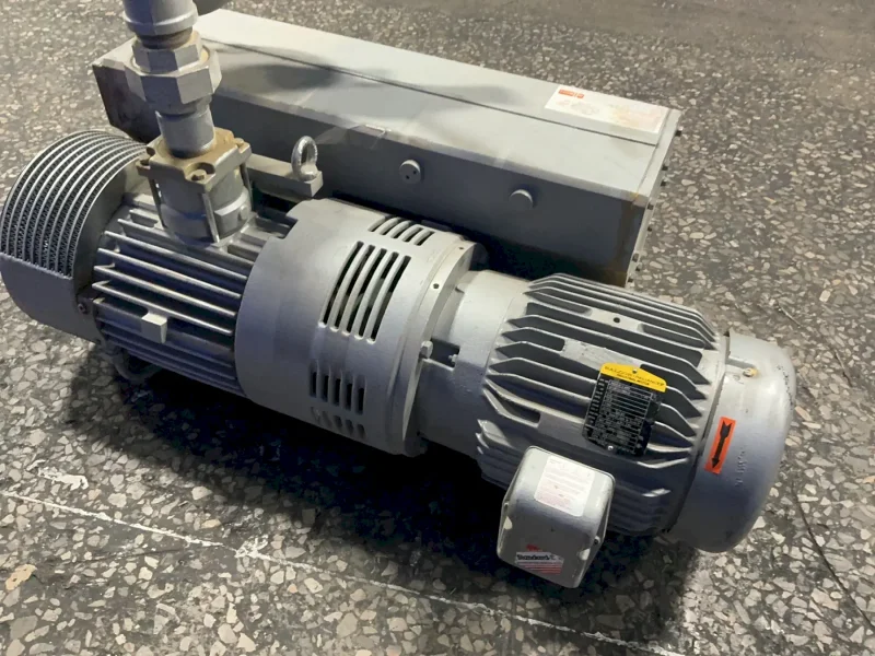 BUSCH 10 HP VACUUM PUMP  -  RC0255.D5Z6.1103