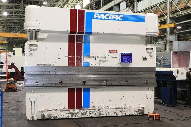 230 Ton x 12 ft. Pacific Hydraulic Press Brake Model FF 230-12 I