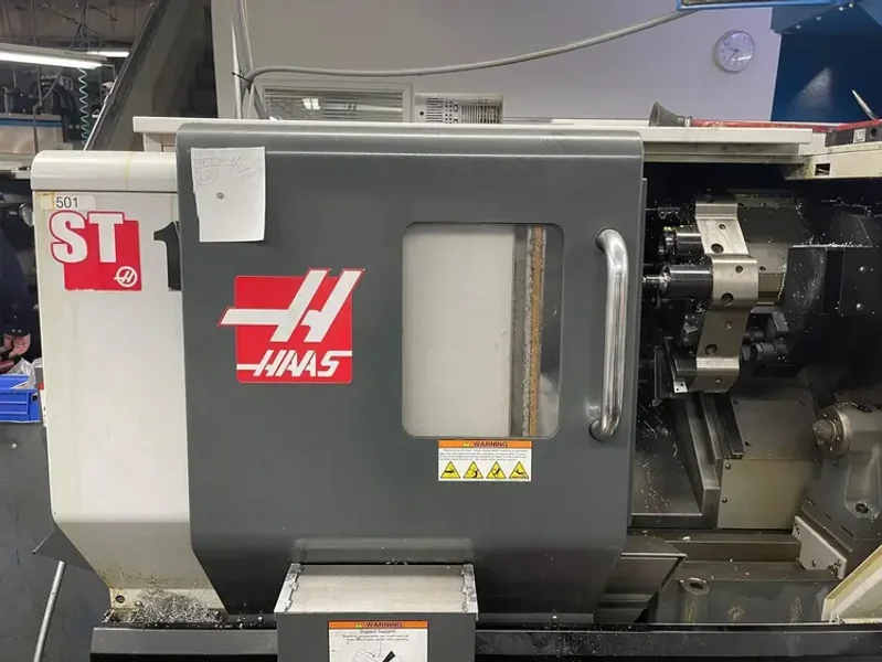 2011 HAAS ST-10 | Lathes, CNC (3-Axis or More)