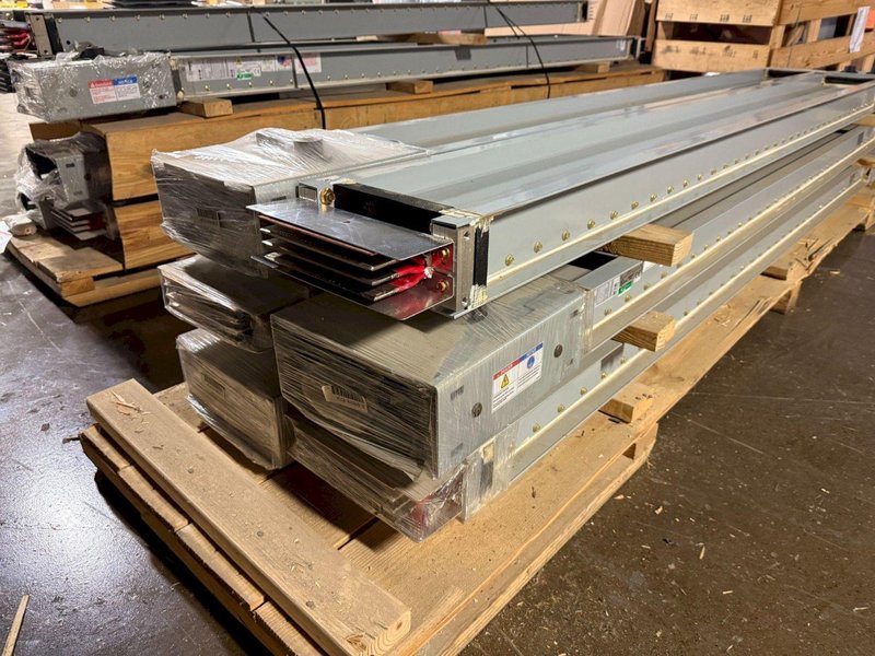 EATON 2500A POW-R-WAY III 10′ Copper Straight Length 480V, 3PH, 3G NEW