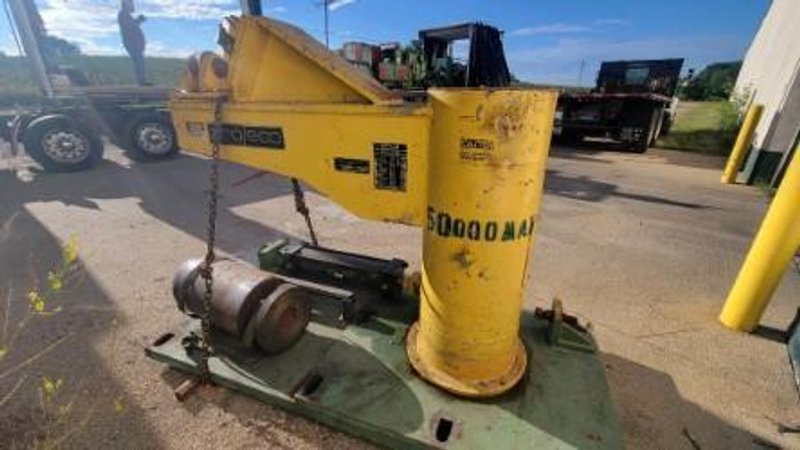 Pro Eco 50,000 Lbs. capacity pivoting Outboard Bearing Support with bearing assembly Stock# 4188