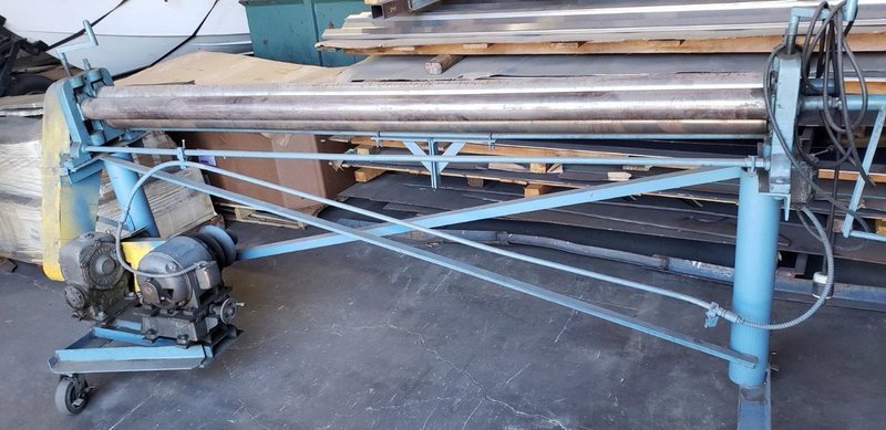 5′ x 20′ Linde CM250 CNC Plasma, 1990 – 65 Amp Hypertherm Powermax 65