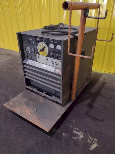 400 AMP LINCOLN MODEL #IDEALARC-DC-400  WELDER / WELDING POWER SOURCE: STOCK #18898