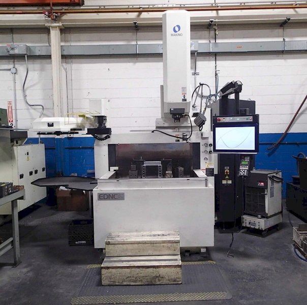Makino EDNC6 CNC Sinker EDM, 2015 – C-Axis Head, 16 Tool Changer