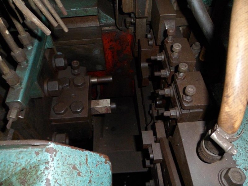 NEDSCHROEF #MW-32, HI-SPEED HOT NUT FORMER
