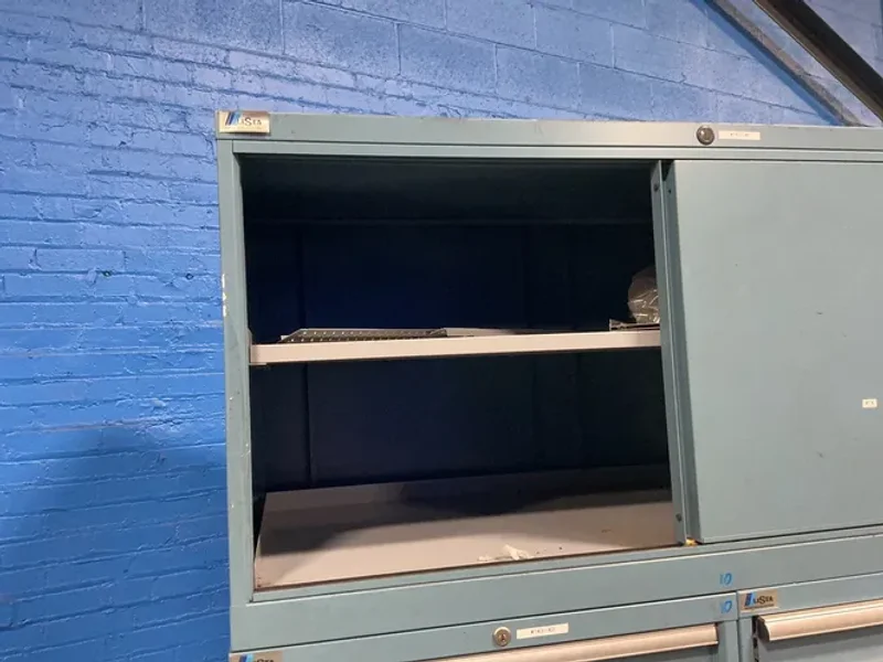 LISTA 18 DRAWERS TOOL CABINET