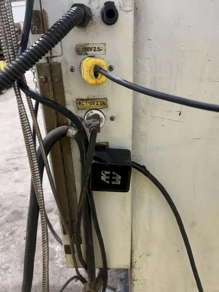 5 HP WILLIS MODEL #5000VS VERTICAL KNEE MILL: STOCK #19835