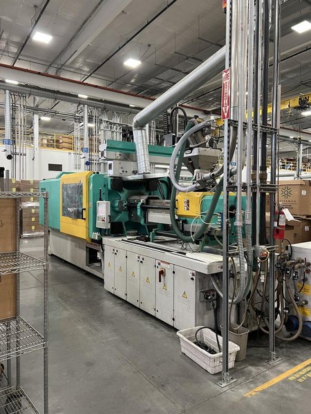 393 Ton 21.4 oz Shot Size Arburg 720S 3200-1300 Injection Molding Machine, 2012