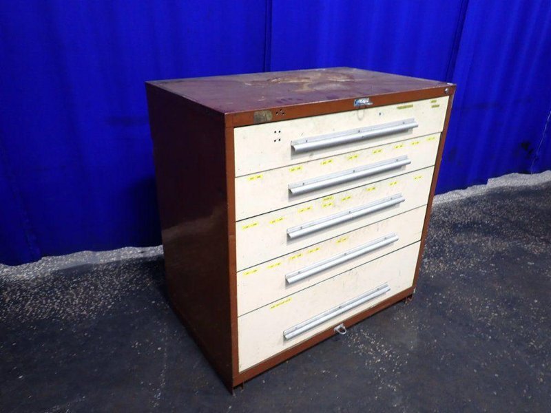 RACK ENGINEERING CO. 5 DRAWERS TOOL CABINET