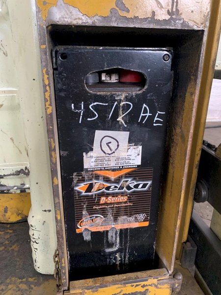 4000 LB. YALE ELECTRIC WALK BEHIND FORKLIFT. STOCK # 1060923.