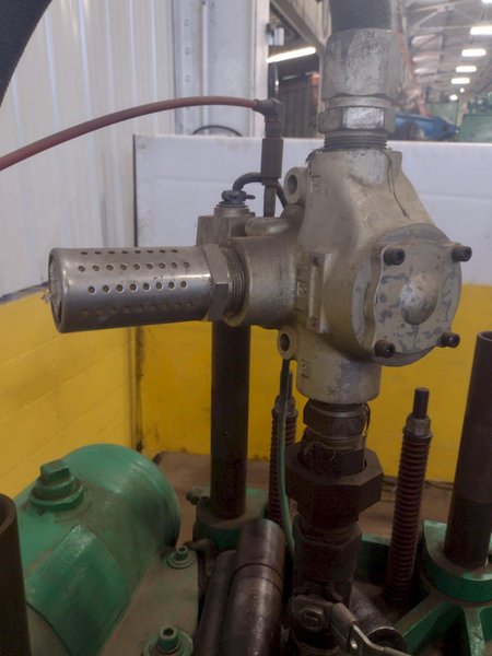 7 TON AIRAM  PNEUMATIC CUT OFF PRESS: STOCK #15486