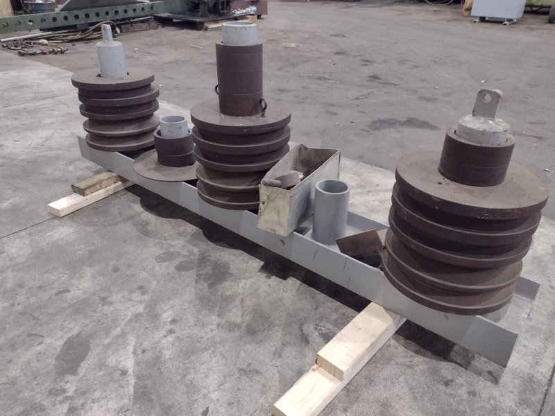 5&quot; X 5&quot; X 1/2&quot; ROUNDO MODEL #R-5-S HYDRAULIC ANGLE ROLL: STOCK #23480