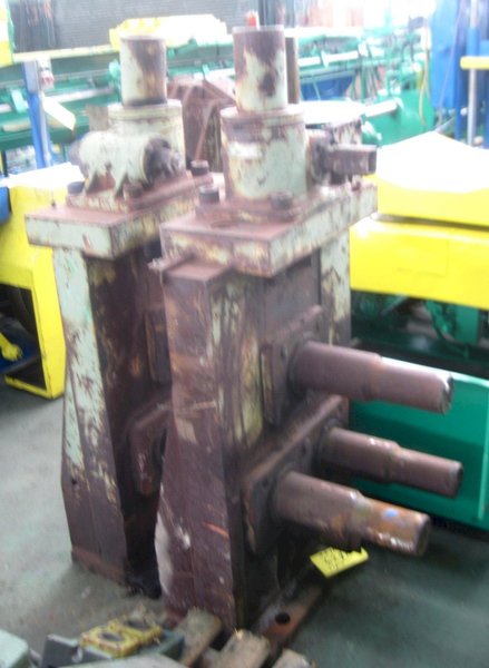 ROBERTS 3-ROLL FORMING       STAND: STOCK #62815