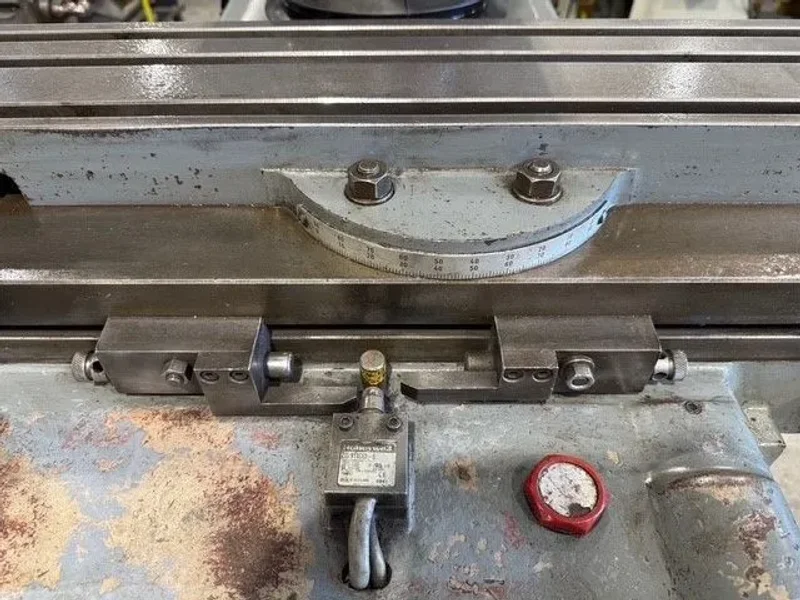 CINCINNATI MILACRON #2MT Tool &amp; Cutter Grinder Power Table #7581