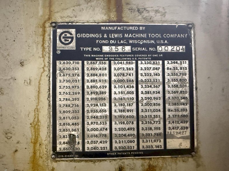 8&#039; ARM x 19&quot; GIDDINGS &amp; LEWIS MODEL #956-CHIPMASTER RADIAL ARM DRILL ON 360° T-SLOTTED BASE: STOCK #23546