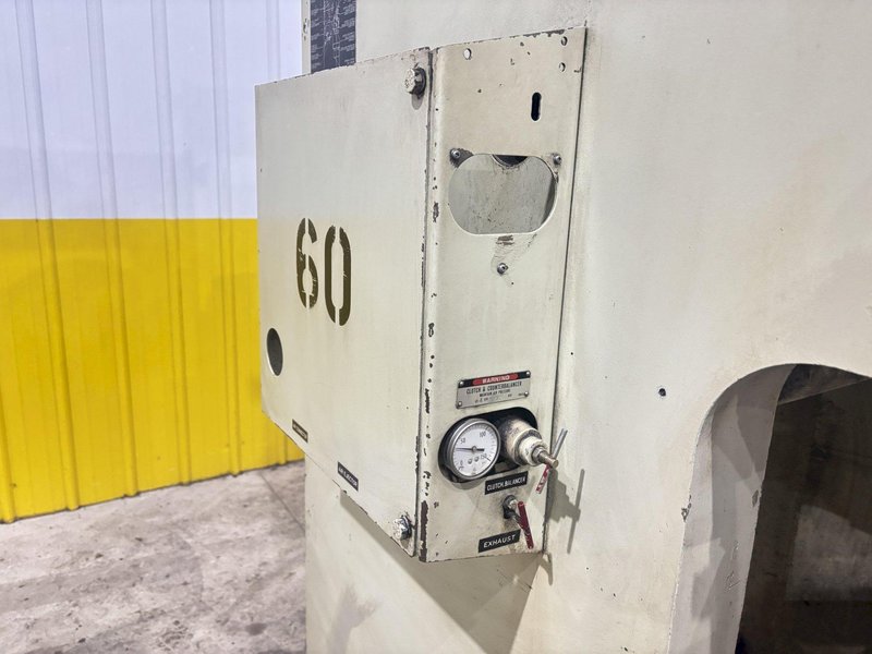 60-TON KOMATSU OBS60–2 GAP-FRAME STAMPING PRESS. STOCK # 0666825