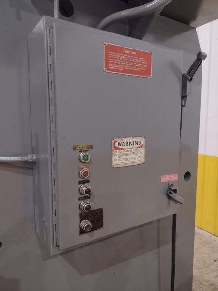 200 TON PACIFIC MODEL #200PF PRESSFORMER HYDRAULIC PRESS: STOCK #19201