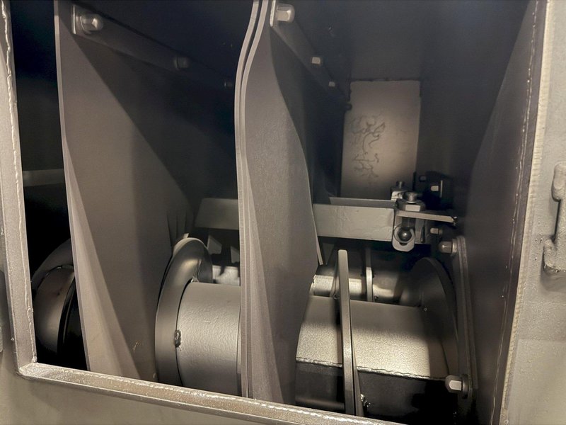 PANGBORN ES-1845 SCREW TYPE AXILE/SHAFT 25 HP SHOT BLAST MACHINE. STOCK # 0223926