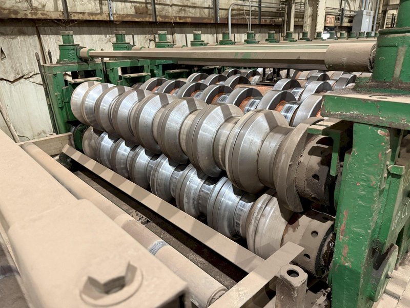 36&quot; HI-RIB (7.2 TYPE) PANEL RAFTED ROLLFORMER LINE;  INCLUDES UNCOILER, FLYING SHEAR &amp; STACKER: YOBRO #24156