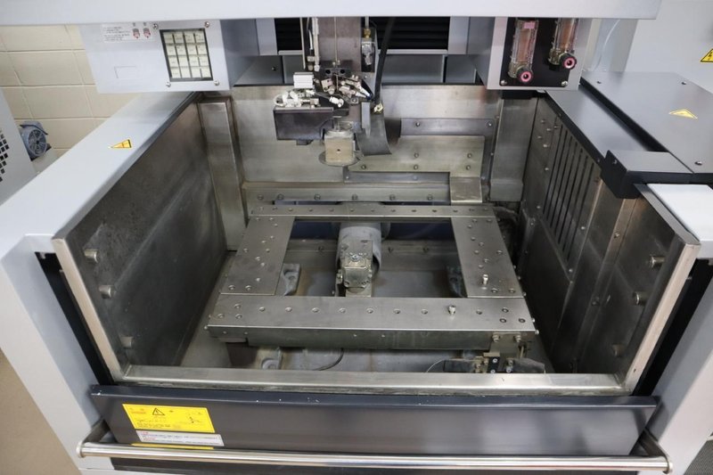 Sodick VZ300L CNC Wire EDM Electrical Discharge Machine, LN2W Control,  Auto Wire Threader- Auction Item