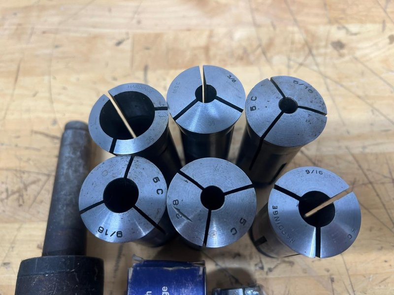 5C Collets (6), Command DF10 9/16" Collet, R8 Slitting Saw Holder, 2" x 3/4" Shank Shell Mill, Albrecht 0-5/16" Keyless Drill Chuck and More- Auction Item